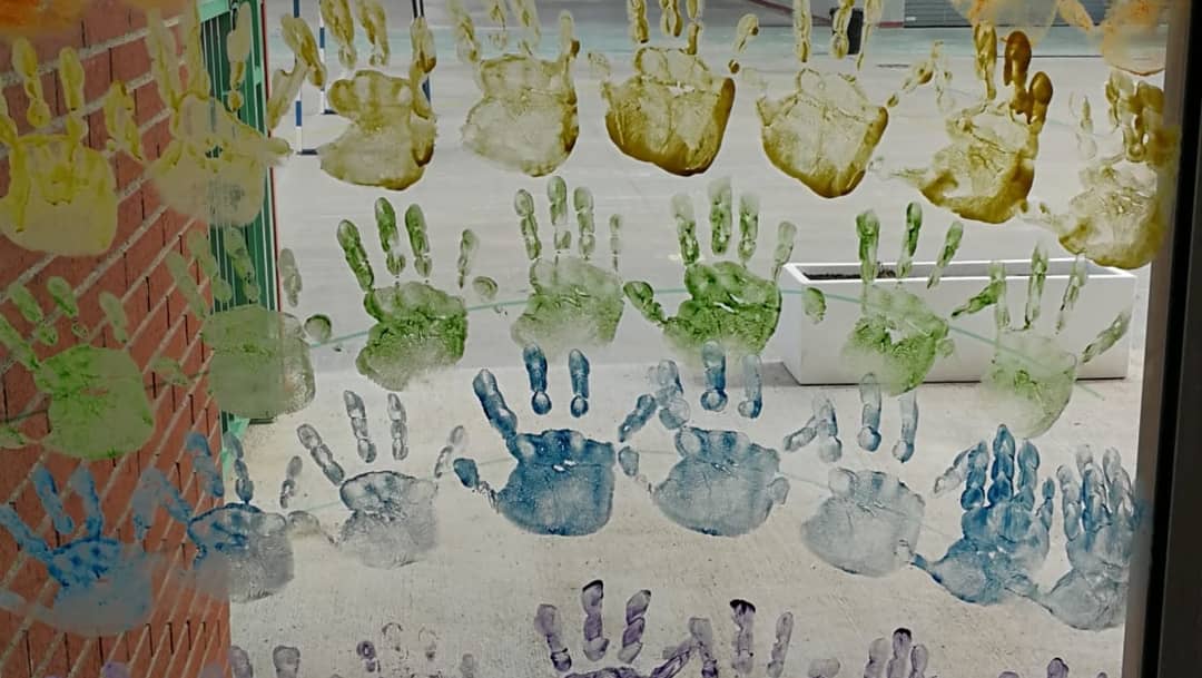 OmsidePrat's tweet image. Els grups d I4 i de I5 hem fet visible el nostre ARC DE SANT MARTÍ.
Tots junts el fem brillar cada dia!!! #infantil #juntscompartim #creixemjunts #fundaciolapedrera