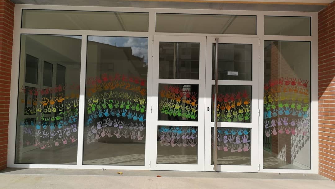 OmsidePrat's tweet image. Els grups d I4 i de I5 hem fet visible el nostre ARC DE SANT MARTÍ.
Tots junts el fem brillar cada dia!!! #infantil #juntscompartim #creixemjunts #fundaciolapedrera