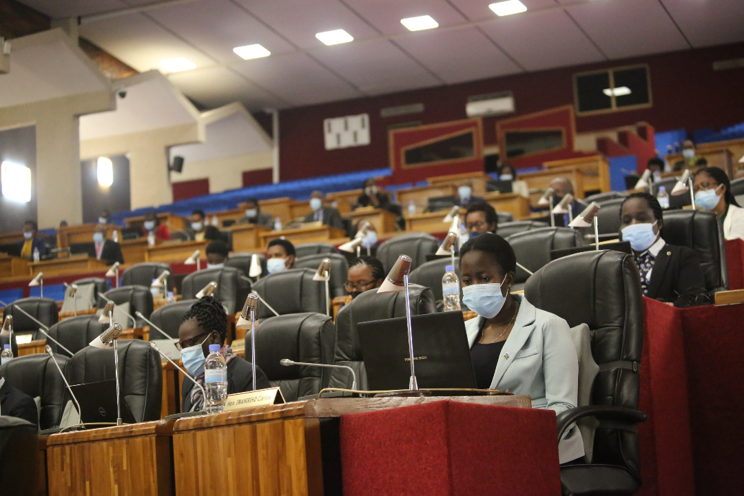 RwandaInfra's tweet photo. This afternoon, @RwandaParliamnt approved draft laws approving the ratification of the Bilateral Air Services Agreement (BASAs) between Rwanda and 5 Countries (Brazil, Democratic Republic of Congo, Namibia, Somalia and Tunisia).
@RwandaCAA @FlyRwandAir https://t.co/HkKt3YKu80