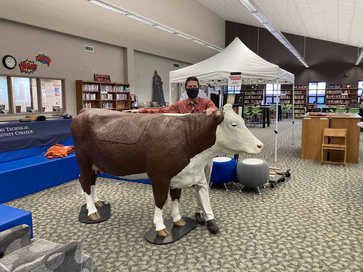 nixahs_library's tweet image. Head of the Herd @David_Kelly10