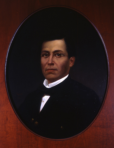 #UnDiaComoHoy hace 152 años el Congreso de la Unión ratifica el decreto del Presidente Juárez de 1864 separando a #Coahuila de Nuevo León y lo erige como Estado de Coahuila de Zaragoza, en honor al General Coahuilense Ignacio Zaragoza, héroe de la Batalla del 5 de mayo