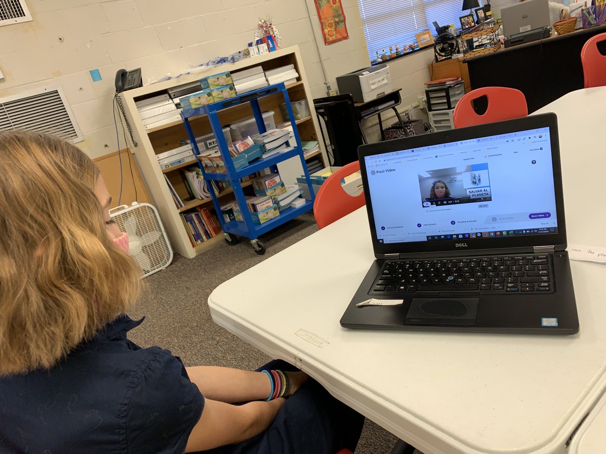 <a href="/gjrobinson/">Gretchen J. Robinson</a> working w/<a href="/Ms_Loretto/">Loretto Loria</a> 2nd &amp; 3rd grade #DualLanguageImmersion Ss to create a commercial for their #Recycling project! They used <a href="/Camtasia/">TechSmith Camtasia</a> &amp; <a href="/PreziVideo/">Prezi Video</a> to create the commercial! Enjoy &amp; please recycle at Clyde Erwin! #EaglesSoar #OnslowDLT  youtube.com/watch?v=xfPIIQ…