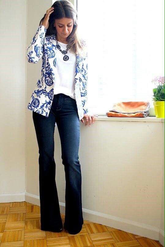 2. Wear with a blazer. For an official but causal look, the bootcut jeans is recommended but for full-on official, co-ordinate the fabric of the pants and blazer.