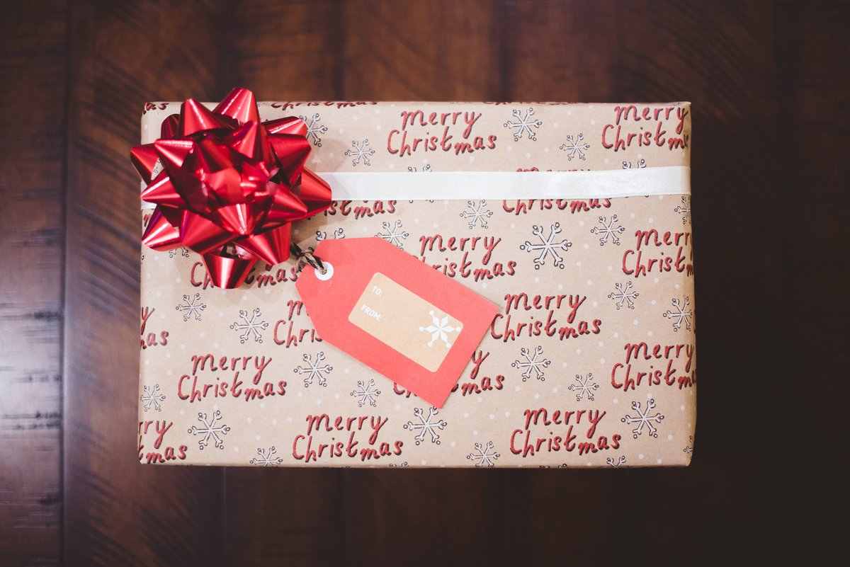BSUFoundation's tweet photo. Each year, @bsu_SVS works with the Department of Child Services to provide gifts for children who are removed from their home during the holiday season in Delaware Co. This year there are over 250 children who need sponsored ❤️ Please retweet!

Learn more: https://t.co/0FFCxqgbj1 https://t.co/GMT7jS7k8T
