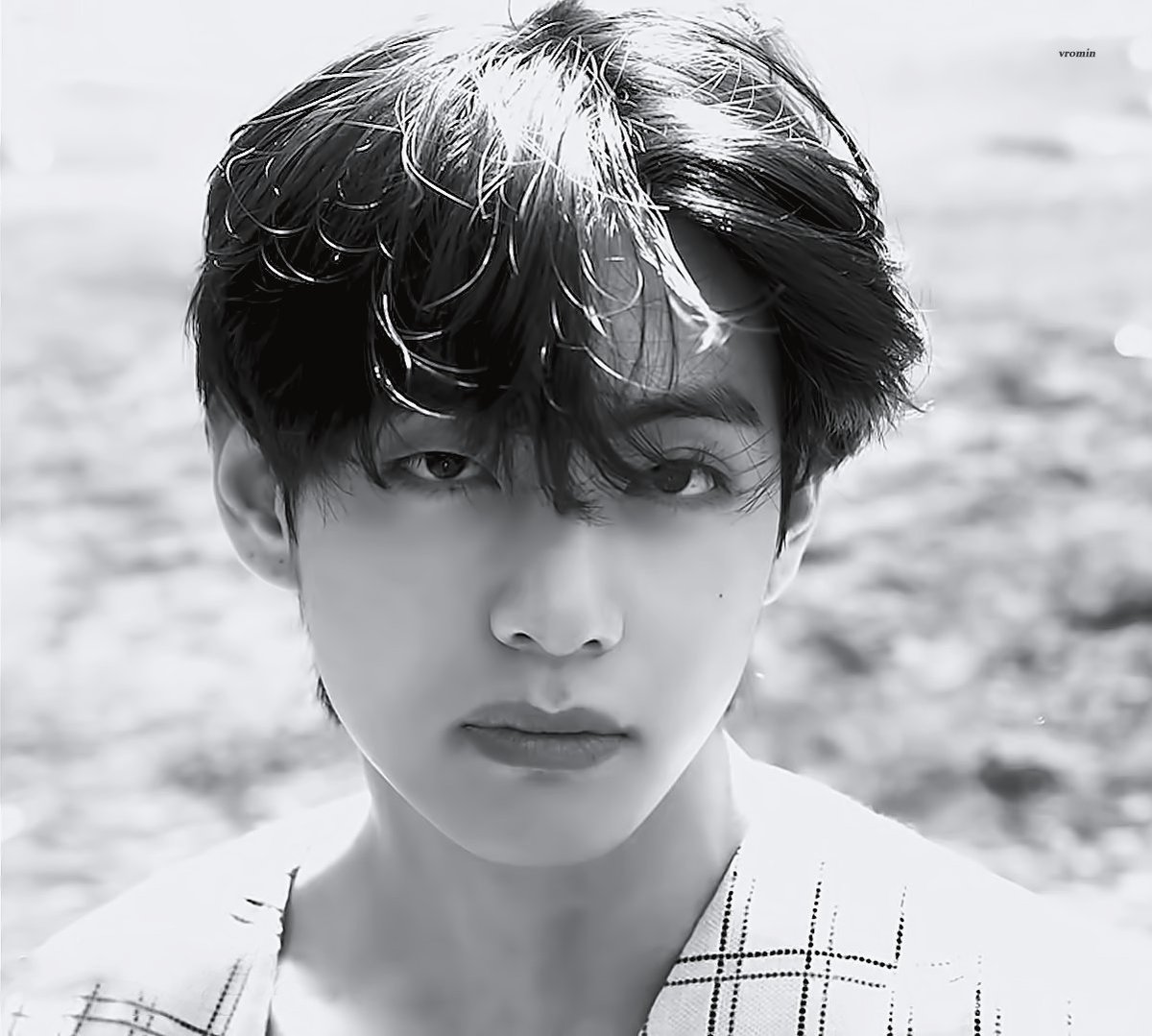 this makes no sense, but i really like how taehyung is facing the camera, unlike the rest (except for jungkook, who is filming) it makes me think of how photographers relate differently to the camera when it's gazing at them since they're usually using the camera to gaze.