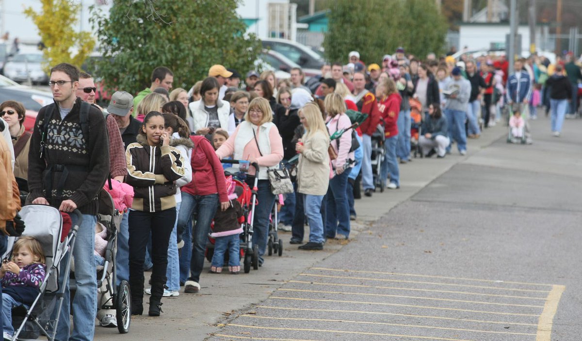 ... Polk County plans to have most of its coronavirus vaccine administered by private clinics and pharmacies. With the pandemic raging, the health department would rather not hold mass shot clinics, like this 2009 one at the State Fairgrounds for H1N1 vaccine: