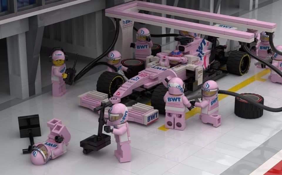 charliesaldance's tweet photo. Jajajaja esos de Lego son unos cracks! 😂 @F1Total102 @F1 @F1Tornello @AlbertFabrega https://t.co/2HJjXG1n3h