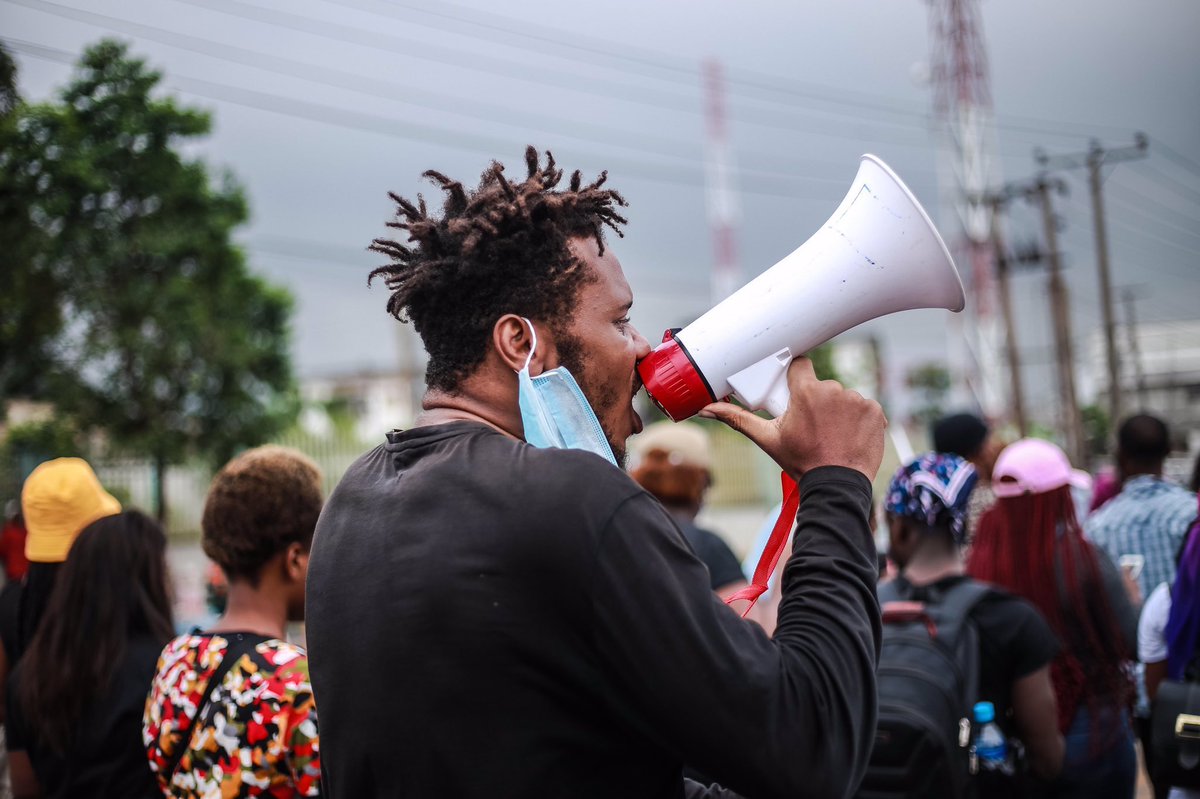 SaharaReporters's tweet photo. #FreeEromz: Police Refuse To Release #EndSARS Protester, Eremosele, Despite Perfecting Bail Condition | Sahara Reporters https://t.co/0ZD9y4N6X8 https://t.co/WD31DAEjOB