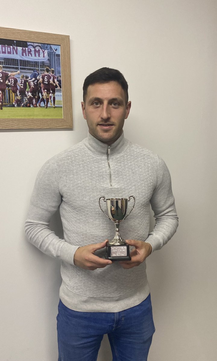 obriensgalway's tweet photo. Congratulations to Shane Duggan who was presented with the 2020 @GalwayUnitedFC Player Of The Year award today. This is proudly sponsored by O’Brien’s newsagents. https://t.co/TukNjUOvqc