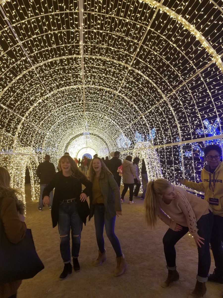 lanestewTX's tweet photo. Found this GEM in my pictures. Merry Christmas https://t.co/b5yMl14By2