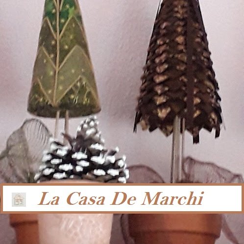 Este año, te propongo nuevos adornos para decorar esta #Navidad con estos bonitos arboles de tela #hechoamano <a href="/lacasademarchi/">La Casa De Marchi</a>