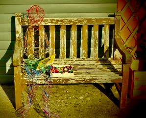 ThePrincessBOS's tweet image. Francesca Strong created a poignant installation: The Lonely Bench. She created a wire structure of herself &amp;amp; added a scrapbook of all the lonely benches. 
Well done Francesca we ❤️this. 

#Contact #lockdownart #burnhamonsea #highbridge #loveyourgallery #loveyourtheatre #somerset
