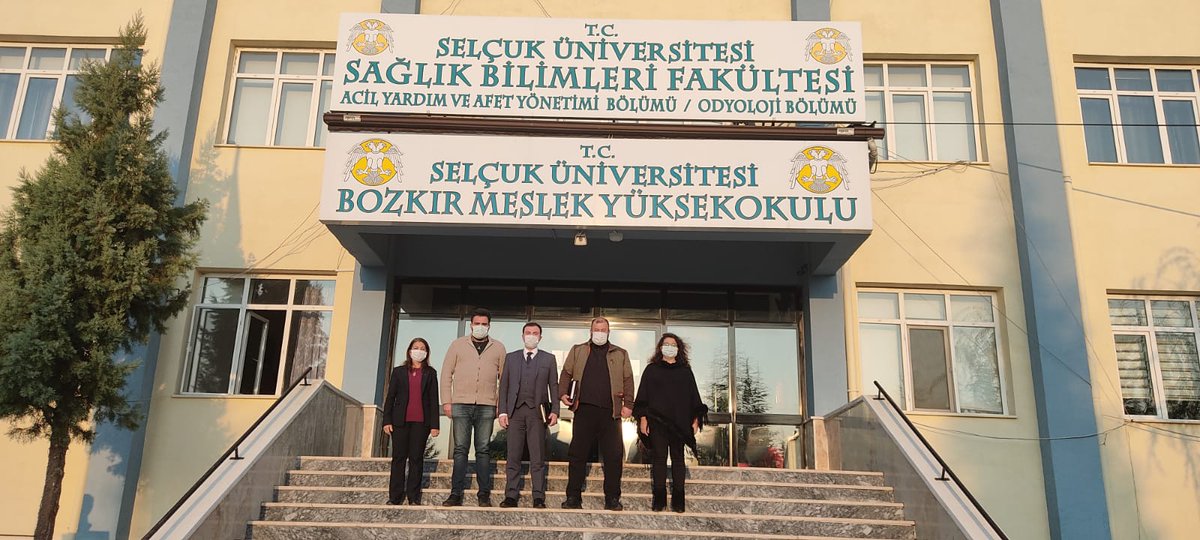 dryusufuzun's tweet photo. Selçuk Üniversitesi Rektörümüz Prof.Dr. Metin Aksoy hocamın talimatıyla Bozkırda bulunan birimleri ziyaret ettik. Rektör hocamız merkez ve ilçe ayırt etmeksizin üniversitenin tüm birimlerine ayrı bir önem ve özen göstermekte. https://t.co/Vd3F7gxzbP