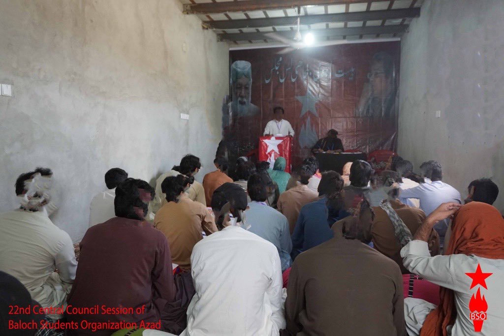 Notice the 4 women sitting at front row of this banned “22nd Council Session of BSO-Azad terror org” meeting in an underground location on 13 November 2020.This is proof that these women stand at the very heart of this terror group that’s designated a banned org by NACTA./2  https://twitter.com/khurramdehwar/status/1277553004565221377