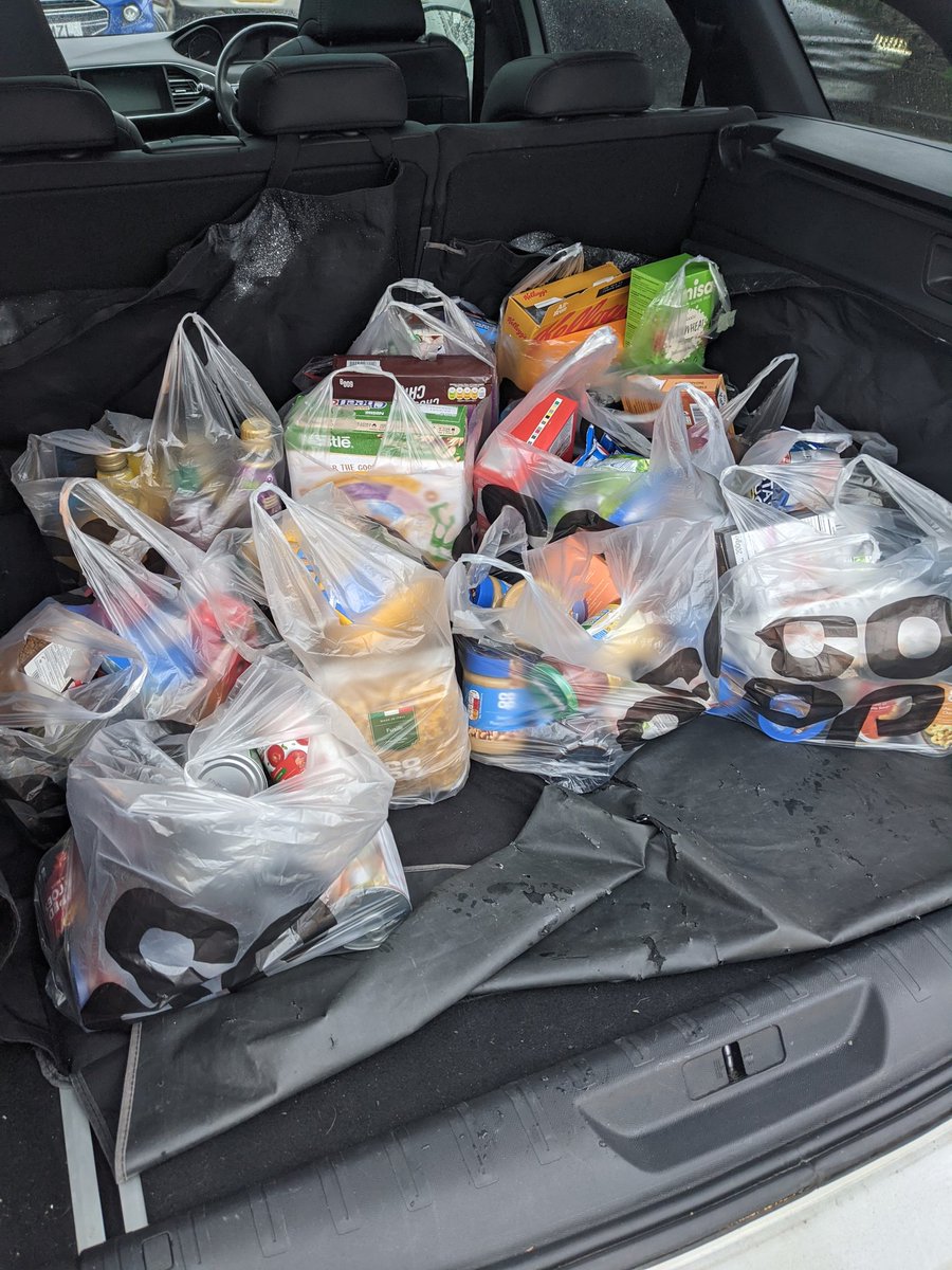 Mytholmroyd's community answered the call! 📞 20+ bags of food donated to a local food bank this week! It's amazing what we can achieve when we work together! #suceedtogether #ItsWhatWeDo #foodbanks #community @JacksonM_Retail <a href="/anthonymolloy77/">Anthony Molloy</a> <a href="/mazieblake12345/">Richard Wilkinson</a> <a href="/CarolineBeards3/">Caroline Beardsmore</a>