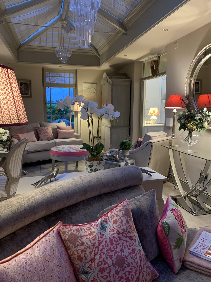 theFamilySK's tweet photo. It’s definitely a #lamps on kind of afternoon. Getting cosy as the rain falls &amp; the wind howls. #nightsdrawingin #simplepleasures #Autumn #cosy #orangery #feetup #taking5 #cosydays #athome #interiors https://t.co/foRblYzEOM