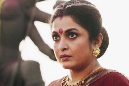 blankspacenaah's tweet photo. Ramya krishna’s raging eyes is one of the most powerful thing we get to see 💯👑
#ramyakrishnan https://t.co/aleEhiqSc9