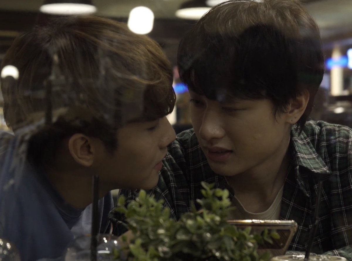 btn1kk's tweet photo. This scene confirmed how MarkGun’s chemistry is powerful, that’s why I will not stop to ask a series for them until we get it cause it would be a waste if we don’t have it
#magusMG #MarkSiwat #Gunnapatn #AmmoforGN #หัวใจศิวัช #markgun #มาร์คกัน #MarkGunPH #SpreadTheLoveforMarkGun https://t.co/4chHlGNcvg