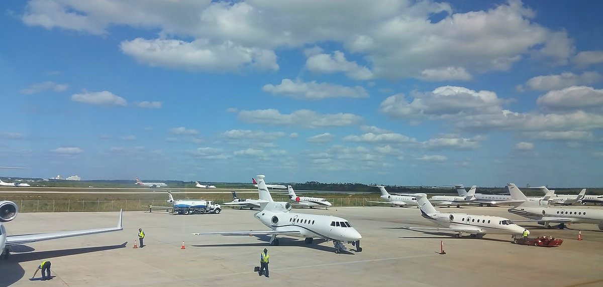 OdysseyBahamas's tweet photo. Looking at old photos, hope to see the airport buzzing like this again soon! ๐๐โ๏ธโ๏ธ๐๐
Travel info for The #Bahamas here - https://t.co/1895foFWWd
#wednesdaythought #FlyAway #avgeek #FlyAwayBahamas #jetset #1FBOCaribbean #bizav #NATA #Safety1st #CleanFBO #aviation #GetOutHere https://t.co/PwIEXN7ZXo