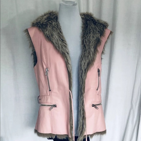 Lunarikfashions's tweet photo. So good I had to share! Check out all the items I'm loving on @Poshmarkapp from @shopbecknhale #poshmark #fashion #style #shopmycloset #stunningmystery #together #guideboat: https://t.co/bo66SQIyOr https://t.co/HY92dHXOe4