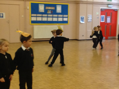SoulsSchool's tweet photo. As part of Positive Behaviours' Week, Reception performed the story of ‘Giraffes Can’t Dance.’ They talked about and used drama and dance to show Gerald the Giraffe’s feeling in different points of the story @AndreaeGiles #giraffescantdance #positivebehaviourweek https://t.co/nq7sVhkt27