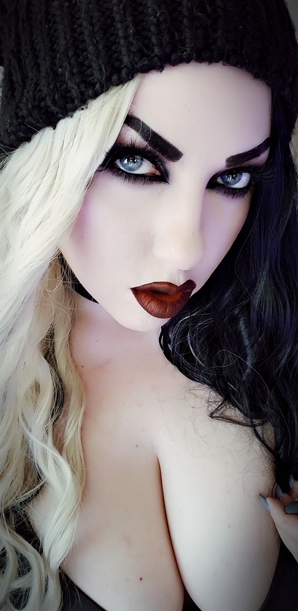 sinn_den's tweet photo. Follow @AmyVillainous on Onlyfans!!!

https://t.co/ppIJDgBo79 https://t.co/CnaJbSiaGj