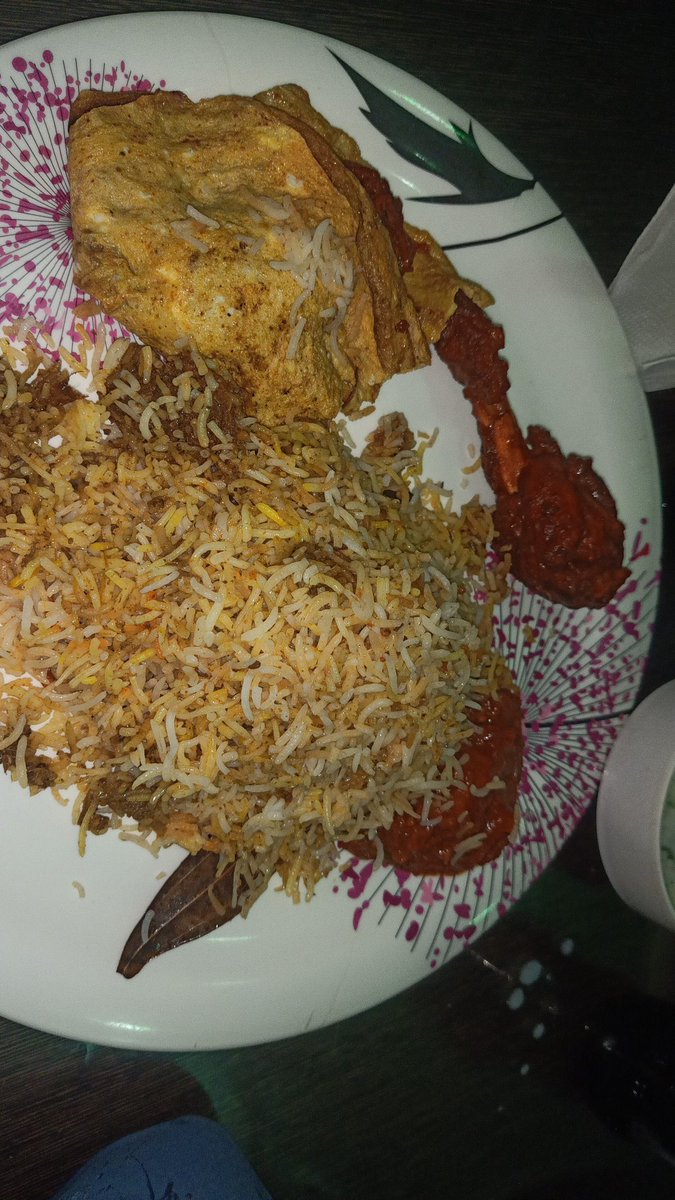 satish_dhfm07's tweet photo. Dilkush Biryani🤤😁

#TheGraciousSSMB
#SarkaruVaariPaata https://t.co/YshNiwzgDb