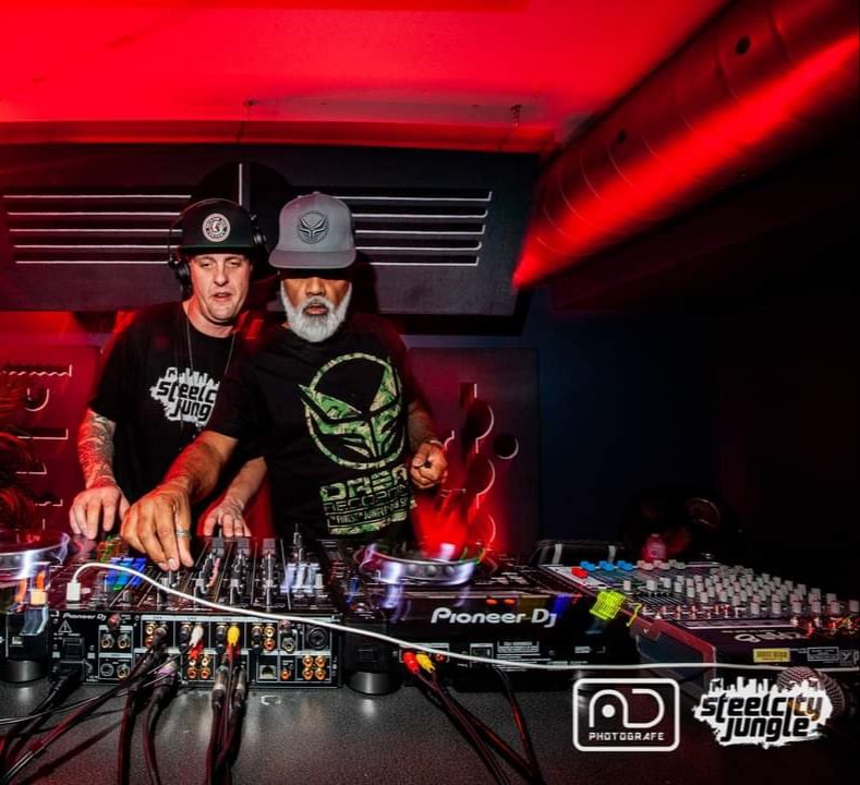 Missing our events, my babe DJ Static with <a href="/RAYKEITH1/">Ray Keith</a> in #hamilton 2019. #junglist #dnb