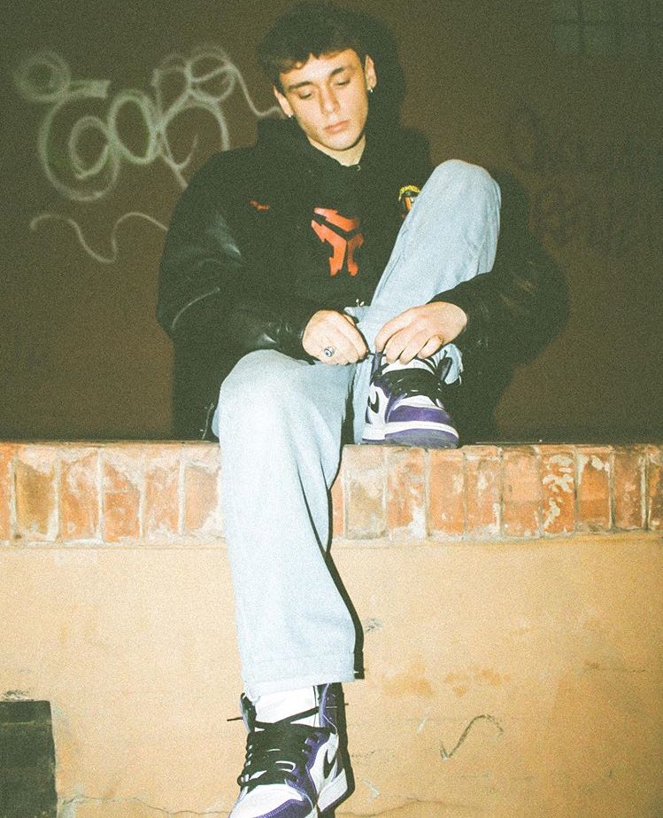 tweet apprezzamento per lo stile di davide vavalà
#ilcollegio5 #Ilcollegio