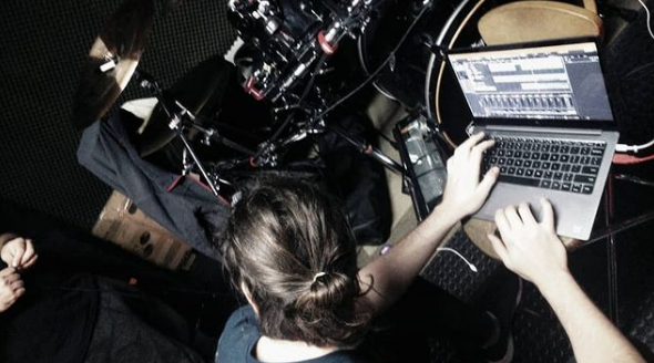 La pandemia no nos detiene, siempre hay espacio para componer nuevos temas para el siguiente disco.

Sí, habéis oído bien, nuevo disco. Sólo os podemos adelantar que será como salir del infierno.🔥

#MalleficaruM #DeathMetal #TheHellistBand