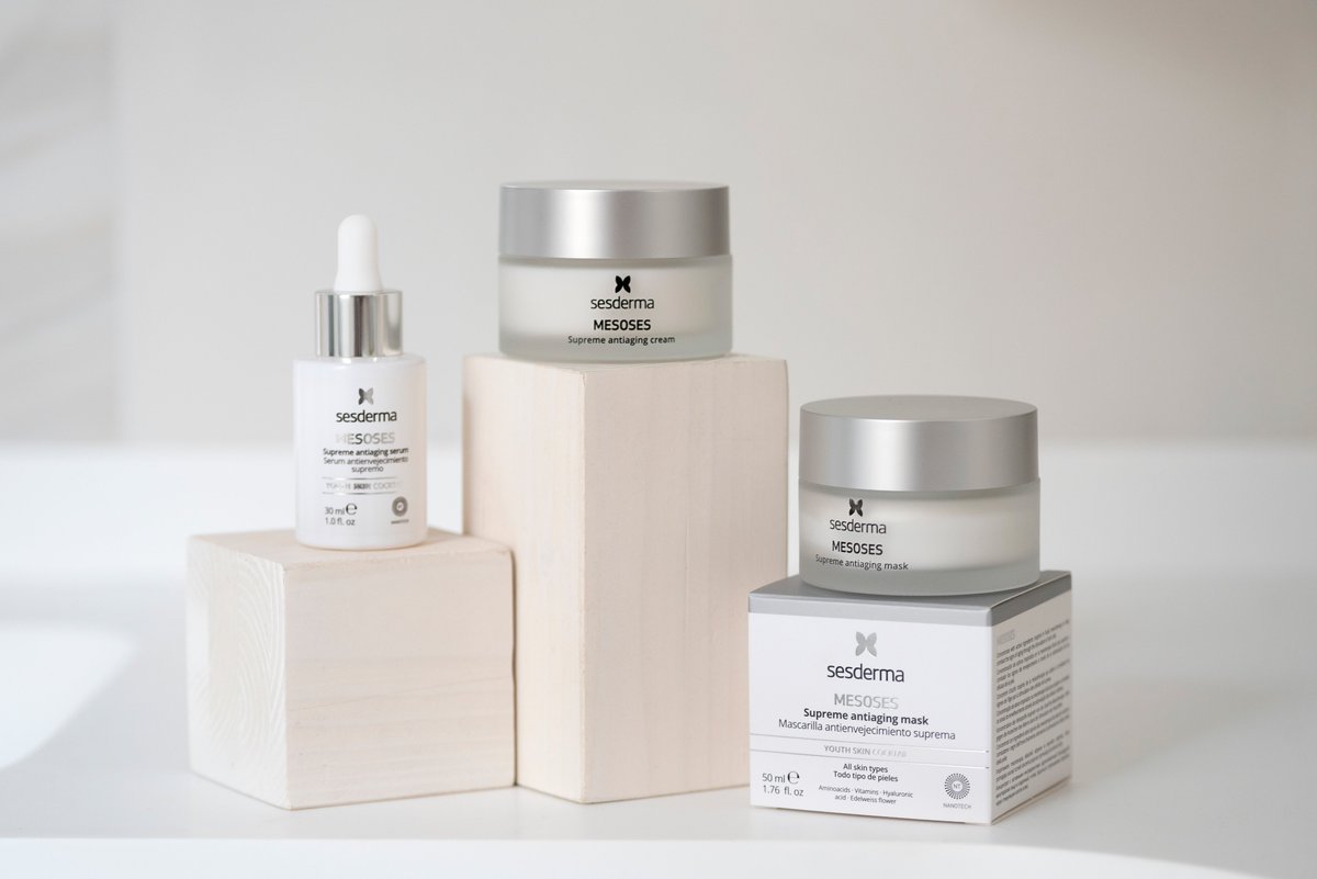 sesderma's tweet photo. Las pieles maduras la estaban esperando 🚀 Llega #MESOSES, nuestro última novedad inspirada en el efecto de la mesoterapia! Con un potente cóctel de aminoácidos, vitaminas E y C, ácido hialurónico y extracto de flor de edelweiss 🔝 ¡Ya disponible!
https://t.co/pbfopZeq0n https://t.co/Nwe6Gz4dIG