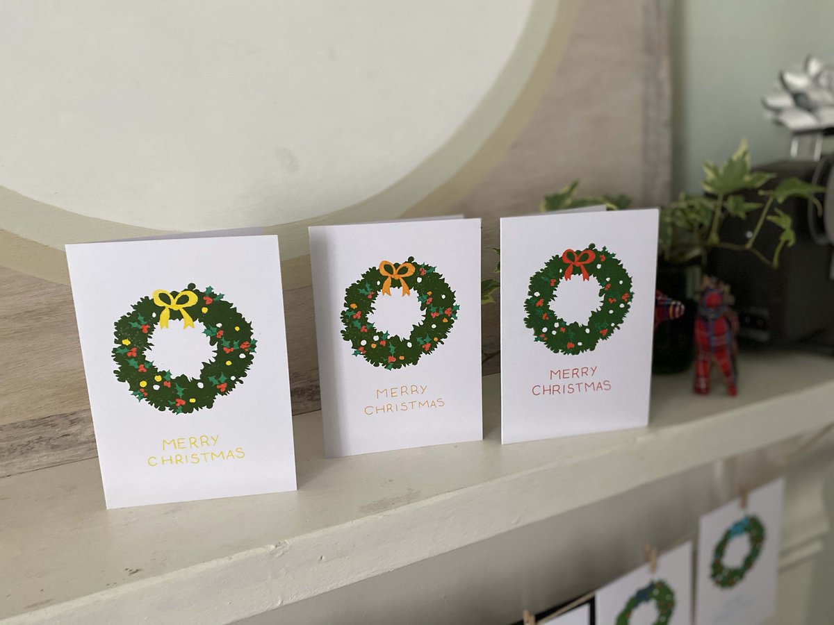quintsprints's tweet photo. #handprinted #handfinished christmas cards here: https://t.co/0F5vD9ZMG7
#art #artist #print #printmaker #printmaking #lino #linocut #linoprint #reliefprint #christmas #christmaswreath #christmascards #cards #shoplocal #localartist #localmaker #giftideas #handmade #colour #unique https://t.co/h2sYfVj8lX