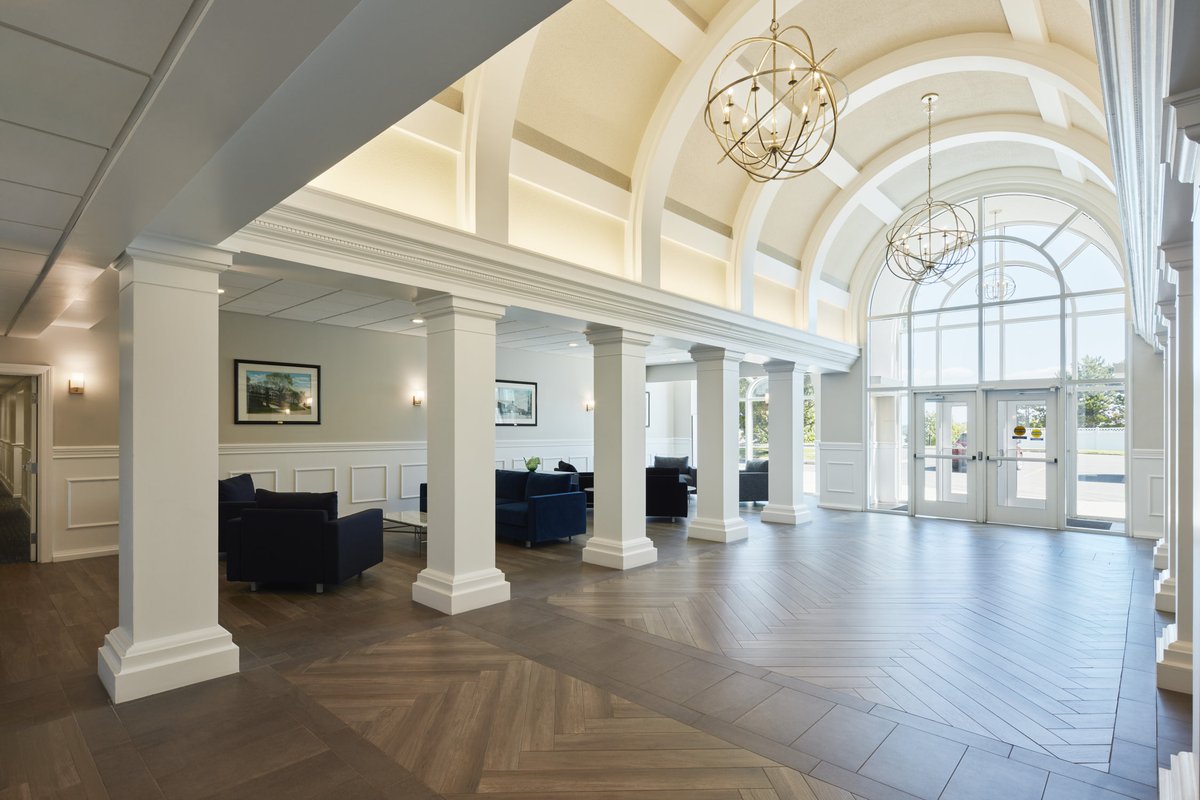 VodeLight's tweet photo. Project Inspiration! Check out this beautiful ZipOne cove installation at Boatswain's Way in Chelsea, MA.
Architect: Monte French
Lighting Design: Hartranft Lighting Design
#vode #vodelighting #zipwave #lighting #lightingdesign #design #architecture #architecturallighting https://t.co/XMxKTDmVx6