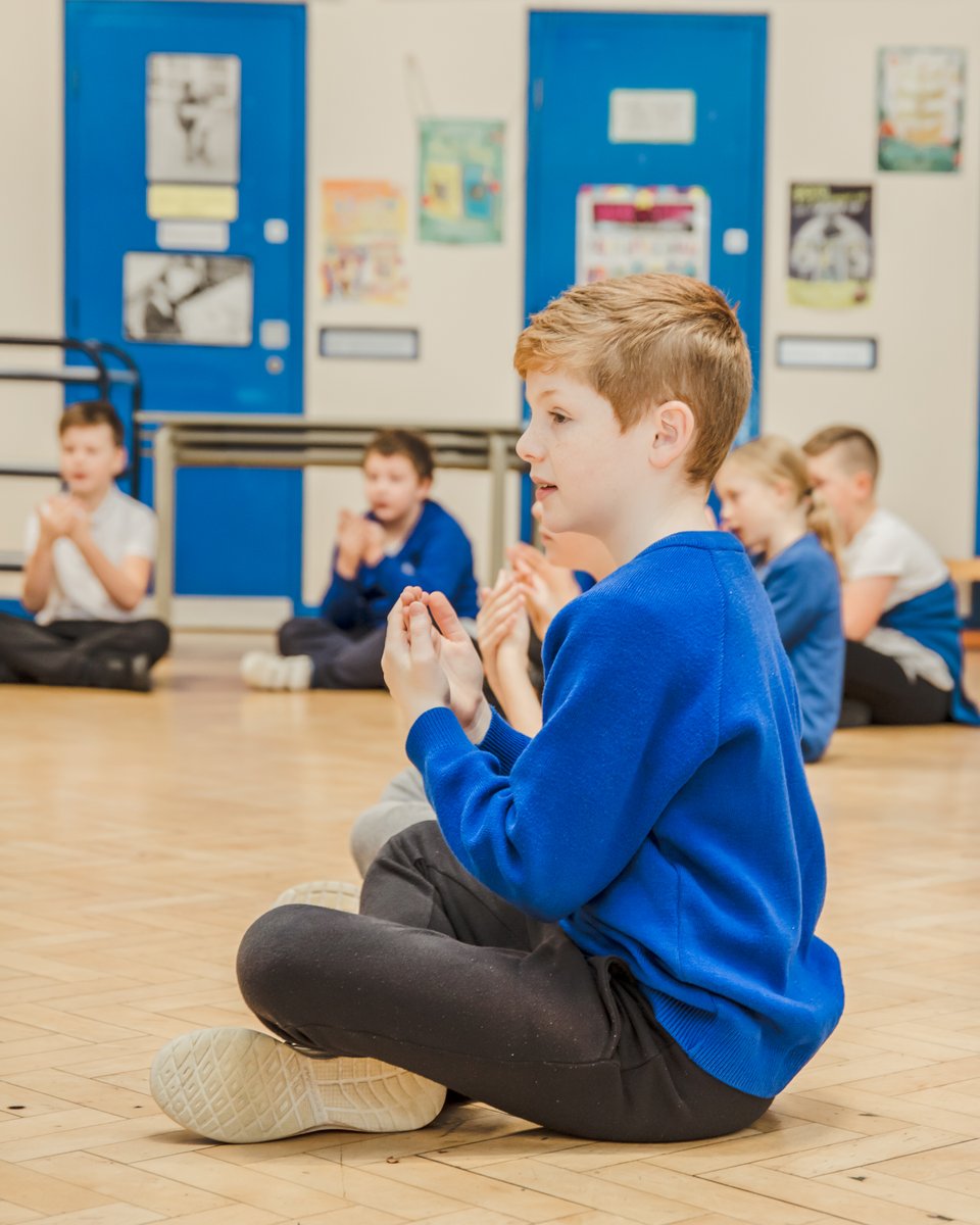 prosportcoachin's tweet photo. ✍🏻 Our latest blog ⬇️

‘Support your pupils’ well-being, upskill your team and embed Yoga in your school’, highlights the numerous benefits of practising yoga on a regular basis 🙏🏼

Read more ▶️https://t.co/kZvrcL459V 

#yoga #Wellbeing #children https://t.co/UFWu6PzmTM