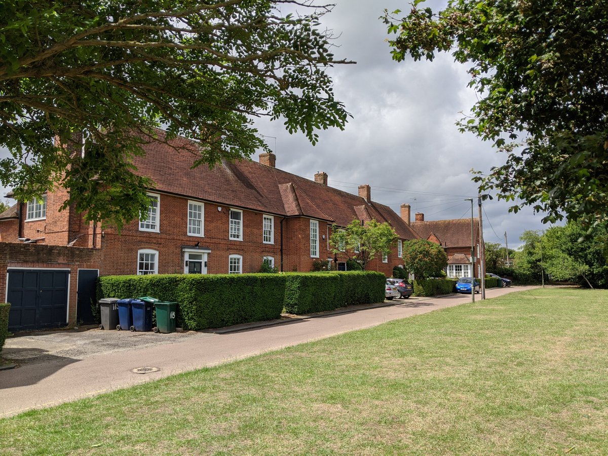 5/ Parker and Unwin also collaborated on plans for Hampstead Garden Suburb from 1905.
