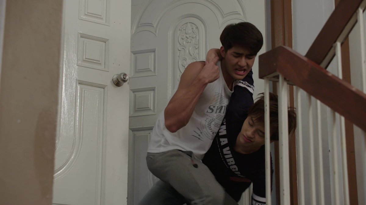 The final mid-credits. After drinking so much, Type is naturally so drunk that No has to bring him back home which is anatural follow-up of the previous scene. It’s also a parallel to Type ‘getting drunk’ in episode 9 and No getting drunk in LBC1.