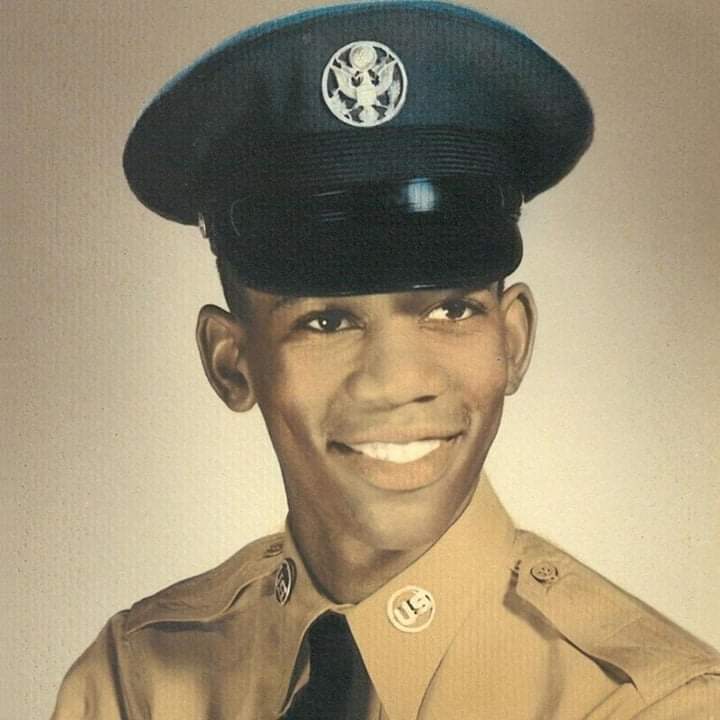 blackadepts's tweet photo. Did yall know Morgan freeman was a war veteran?⁠ #blackadepts https://t.co/4uCPumzhj4