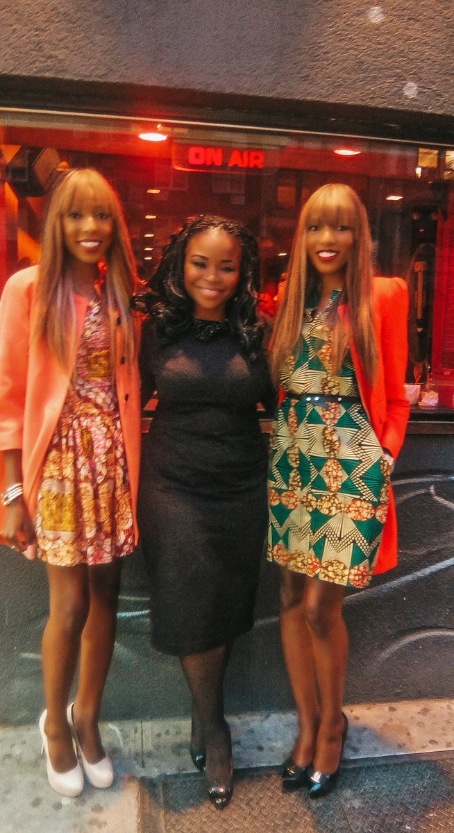 omoyslungange's tweet photo. Lorsque j'ai interviewé Danielle &amp; Chantelle Dwomoh-Piper, des créateurs de mode ghanéens et fondatrices de la ligne d'accessoires et de vêtements .@DPiperTwins. Découvrez leurs collections exquises via➡️ https://t.co/PmqeoX8TQR #Ghana #Fashion #Diaspora #DRC #DRC #Africa #Mode https://t.co/vpwiJQ7PzQ