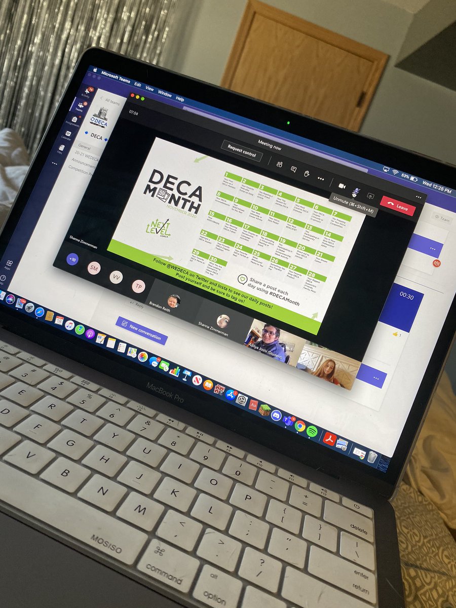 WEDECA's tweet photo. #DECAMonth Day 18: You attending a virtual DECA meeting 

Today WEDECA held a meeting at lunch with guest speaker Thomas Papadatos! He shared valuable information about how DECA helped him become the Senior Project Manager at Network Kansas!

#WEDECA #WeDECATogether https://t.co/QId872dBAy