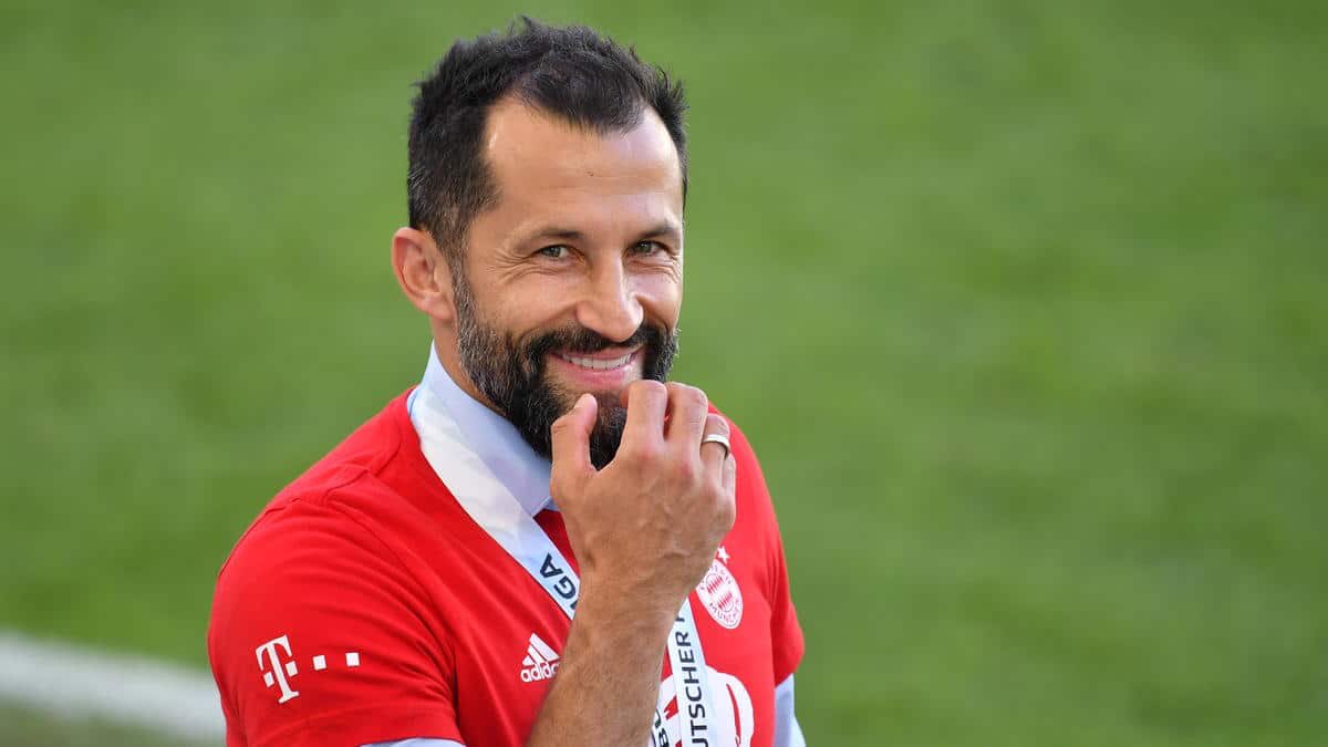 The newest policy outlined by Sporting director Hasan Salihamidzic, centres around a “two pillar” policy. The meaning behind this policy, is that one pillar is based around investing in “already proven” players, such as Leroy Sane. The second pillar centres around scouting