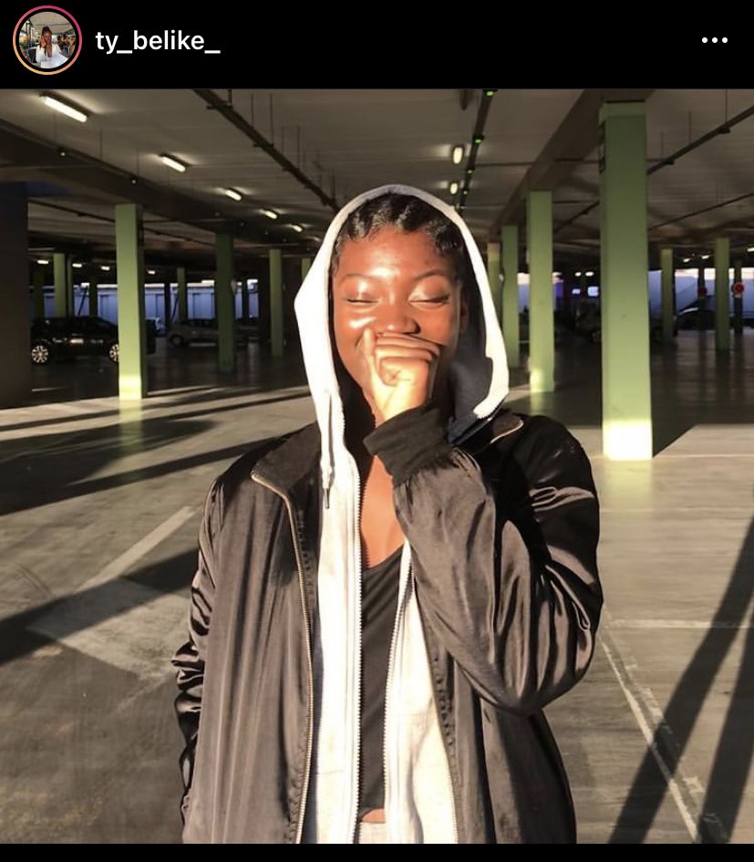 tytyshampoo's tweet photo. No hair VS hair 👍🏿👍🏿 https://t.co/IbNXhwtOVd