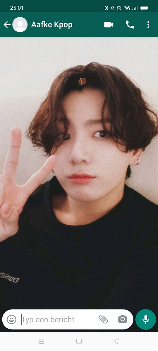 fullsendit33's tweet image. lock screen, home screen, whatsapp background @sharonSTIK @ilse_F1 @theycallmetara @Sasja_G @meverstappen