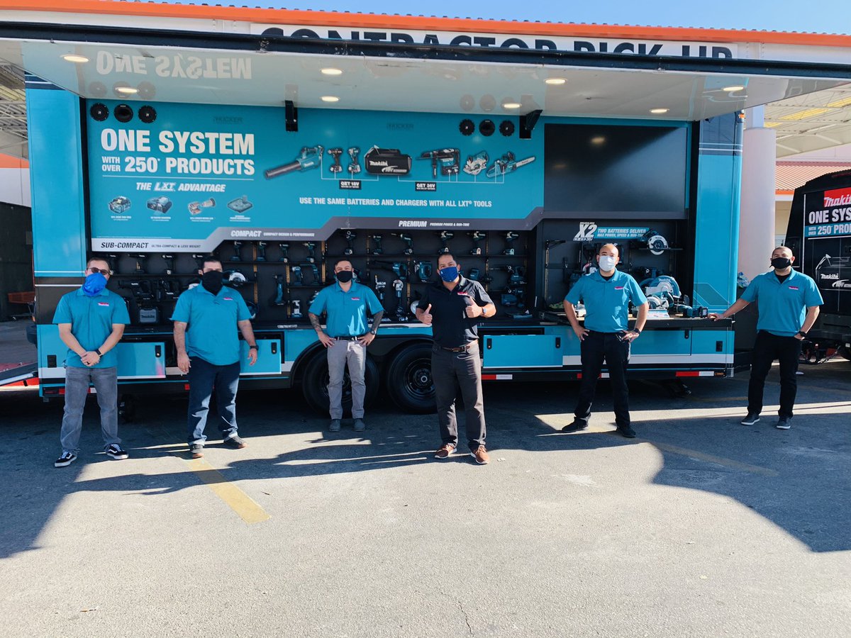 RobFlo88's tweet photo. Thank you to my Makita Rep Abraham and team for bringing some GREAT excitement to Burbank #THD6654!! We had a blast hosting the truck and our customers enjoyed the Makita Truck Experience!! #TeamHernandez #D26 #Burbank6654 #OrangeBlooded https://t.co/zRUQjUSJ97