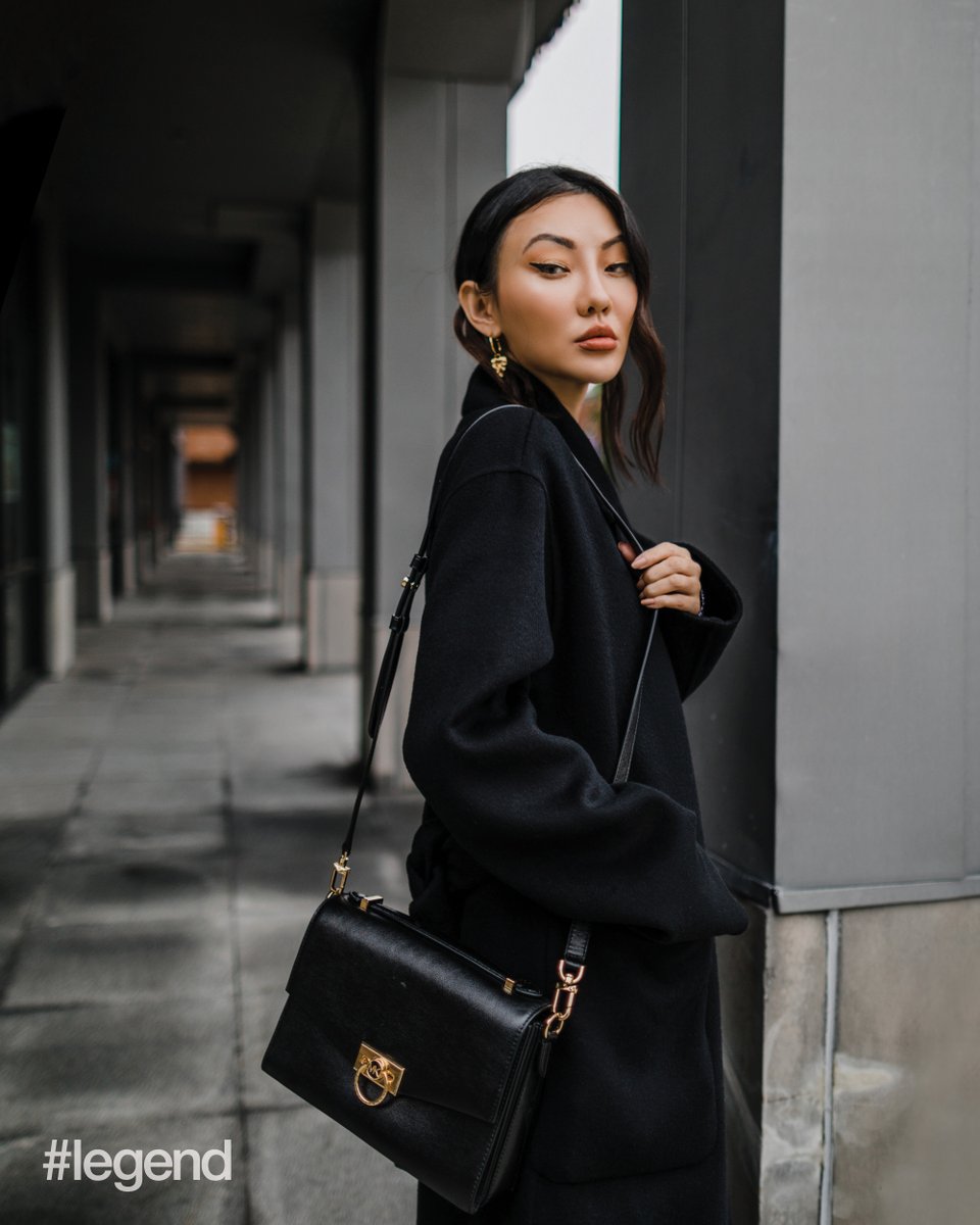 Michael Kors on X: Bags about town: Jessica Wang carries the