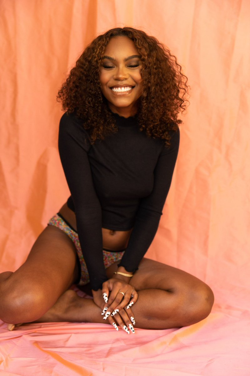 choycebrown's tweet image. maybe we can be on chill tonight, maybe i can give you chills 🤎