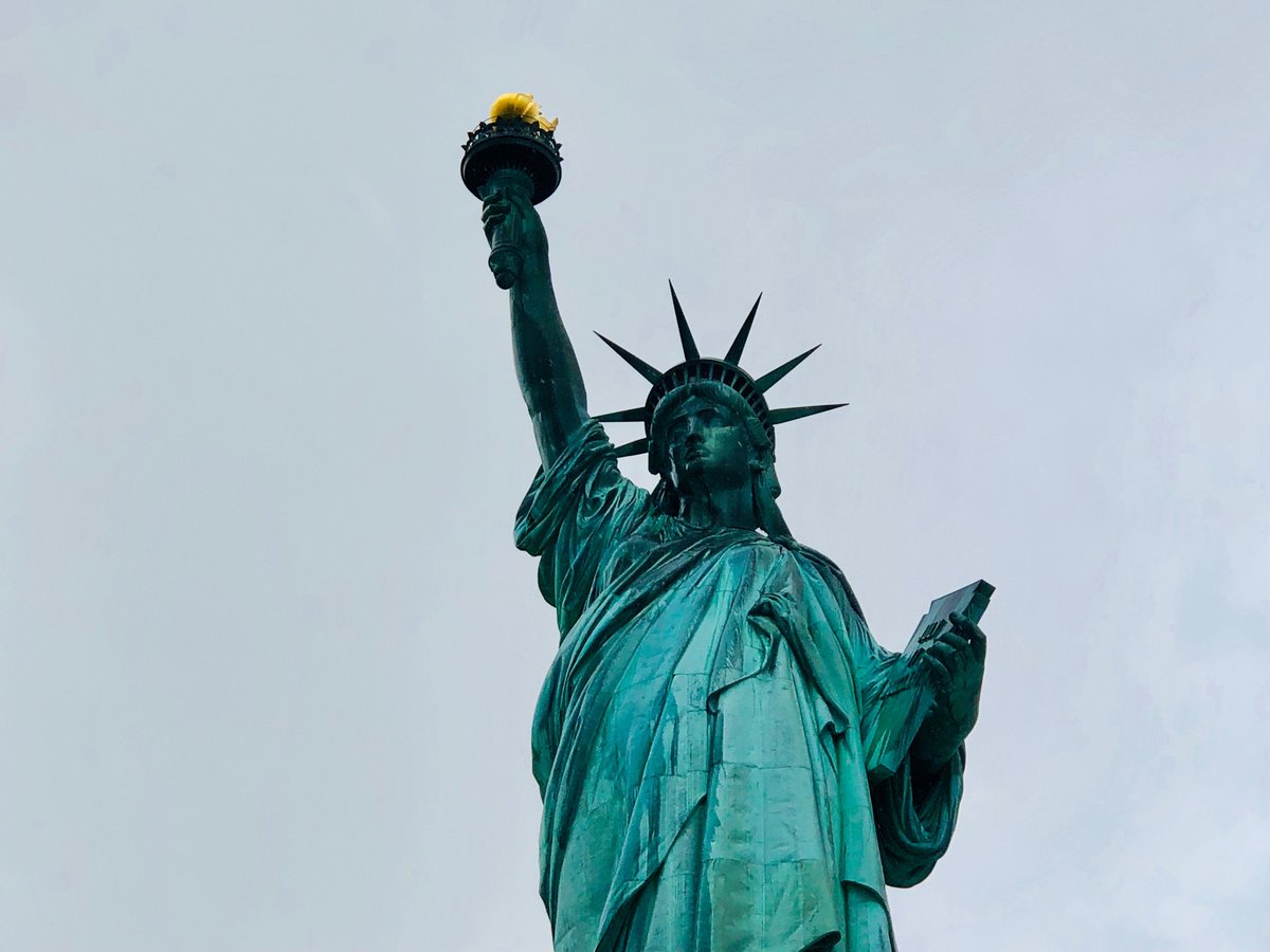 educationusanz's tweet photo. It’s International Education Week! We're continuing our series on the 5 Steps to Study with Step 4: Apply for your Student Visa. Be sure to start researching visas early so you have plenty of time to complete the process before you start school. #IEW2020 https://t.co/nYER5b8jX7 https://t.co/YEjeDU7au5