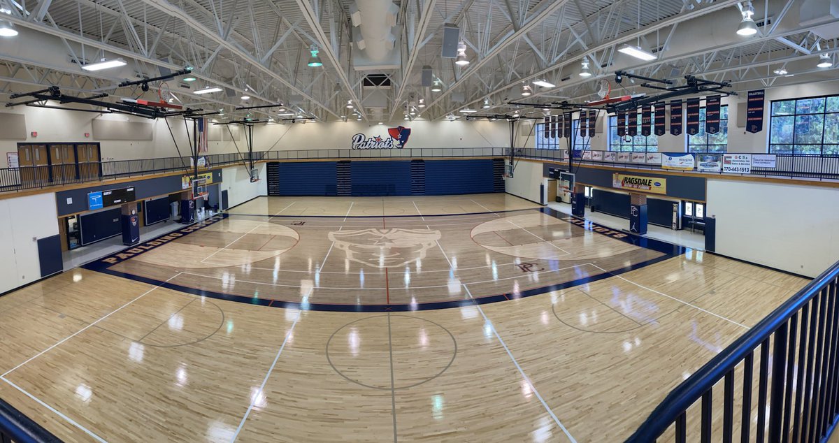 Thank you Shane Meadows at Meadows Flooring for getting our court ready to go!
Come check it out in person this Friday as the Patriots open up against Hiram.
Games begin at 6.
Purchase tickets at gofan.co/app/events/127…
Limited number of tix available.