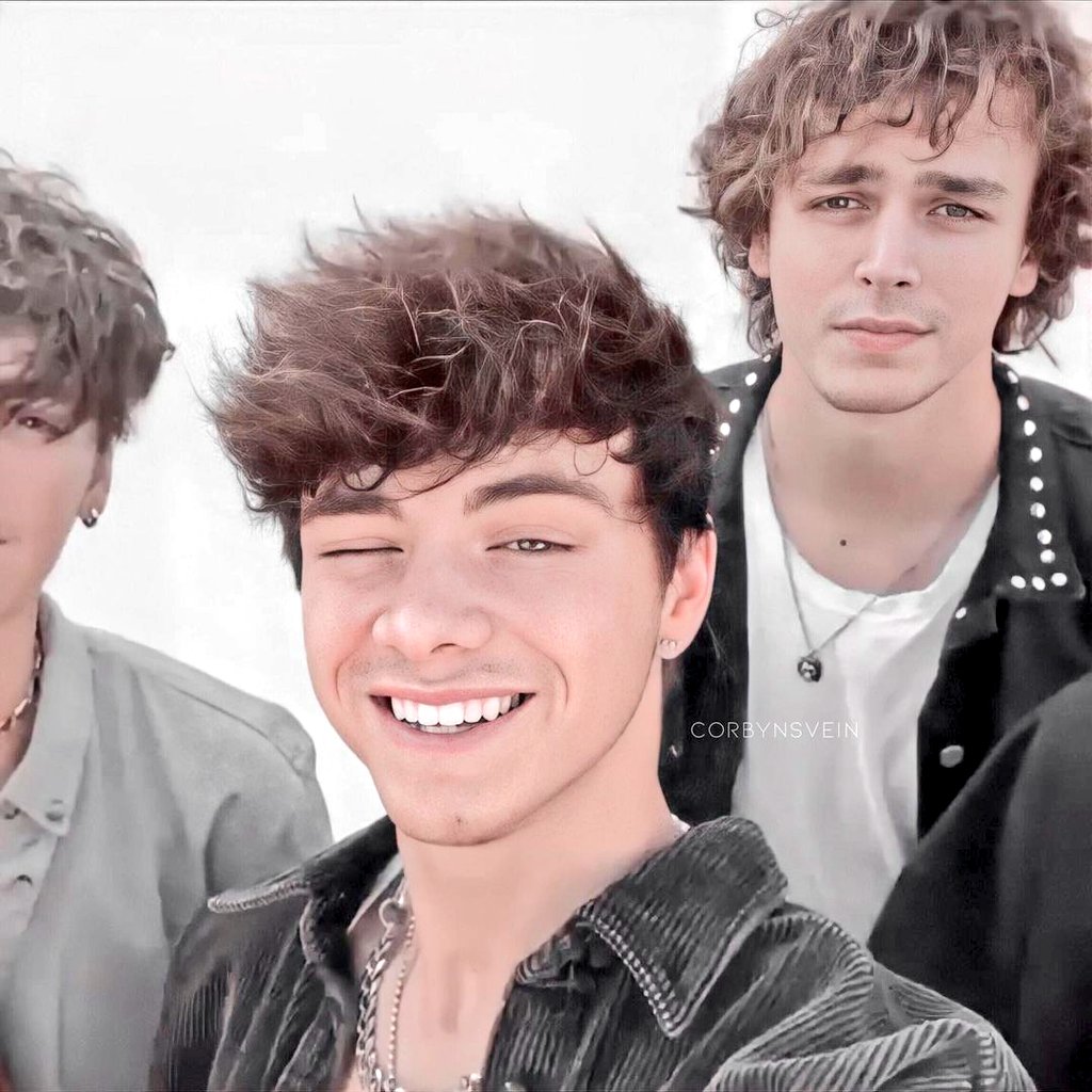 ImLimelightMar1's tweet photo. Corbyn , Jonah and Zach 
.
.
.
@corbynbesson 
.
@JonahMarais 
.
@ImZachHerron 
.
.
.
#WHYDONTWE #corbynbesson #jonahmarais #zachherron https://t.co/iIpylApTA5
