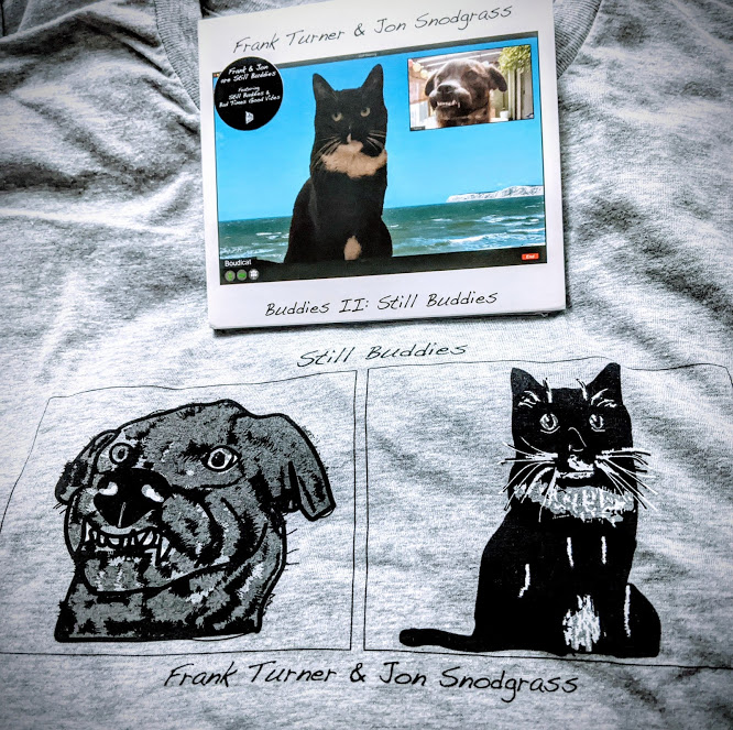 daily_fthc's tweet image. Loving this album by @frankturner and @jon_snodgrass! Also loving my merch! 

My favorite track is probably Retractions. What&apos;s yours?
#buddiesii #stillbuddies #frankturnerarmy #merch