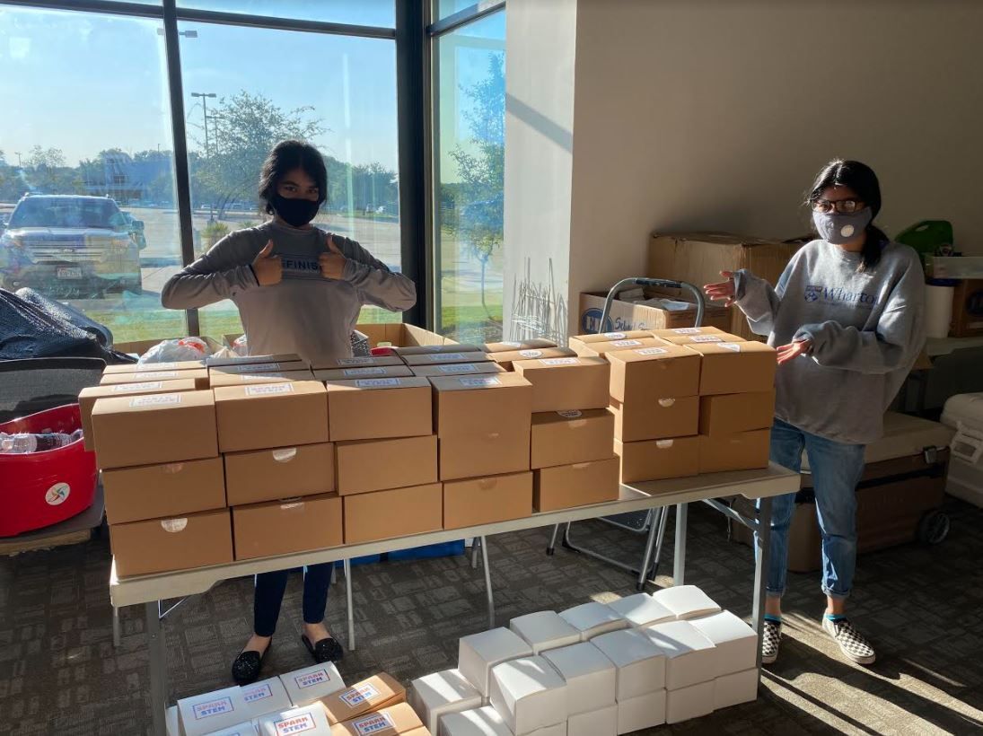 makewaterorg's tweet image. Our collaborator, #sparkstem worked hard to deliver #makewater and #sparkstem kits to 5 local organizations that included advocacy centers, homeless shelters, and refugee centers. We love working with this awesome team! Thanks again! 😊